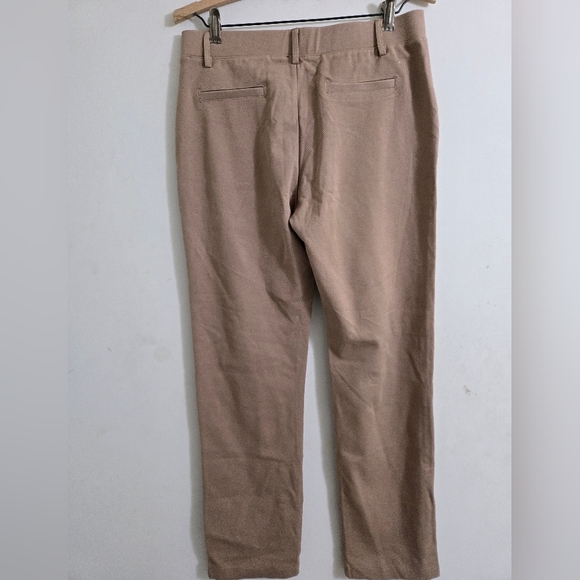 Tapata Pants. - Picture 2 of 6